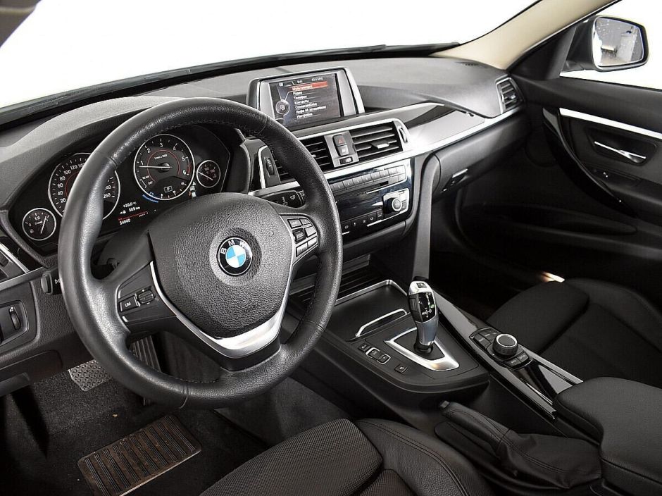 BMW 3 серии 2.0 АКПП, 2016, 92 000 км фото 3