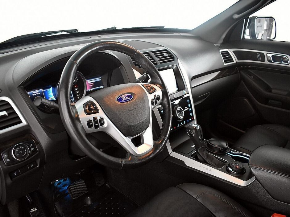 Ford Explorer 3.5 АКПП, 2015, 104 000 км фото 4