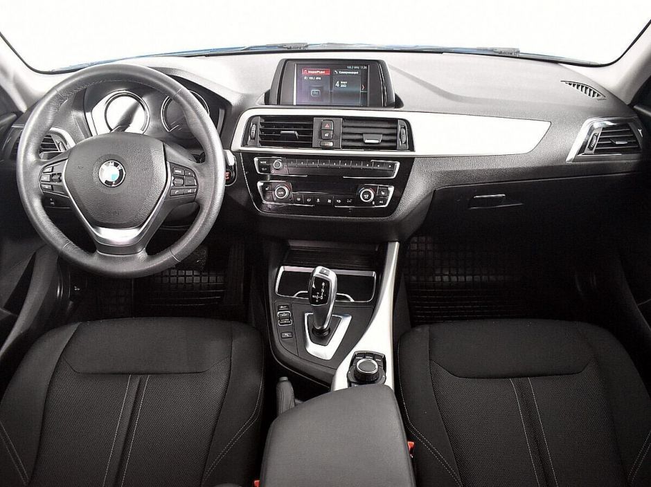 BMW 1 серии 1.5 АКПП, 2018, 68 000 км фото 5