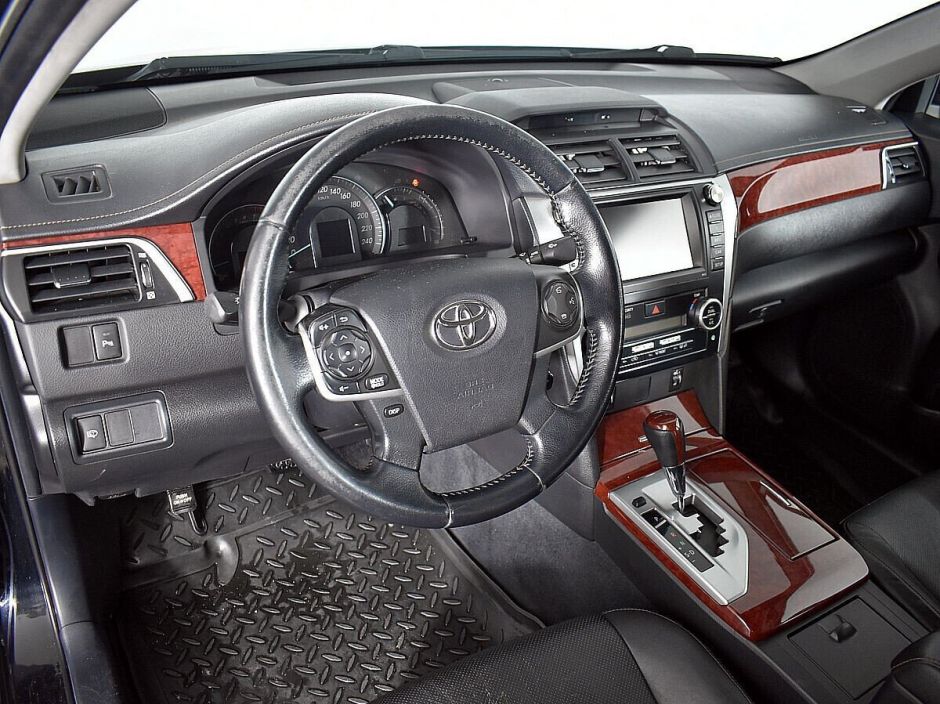 Toyota Camry 2.5 АКПП, 2012, 141 000 км фото 5