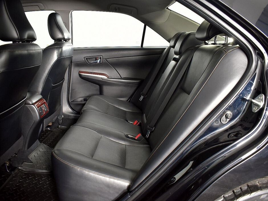 Toyota Camry 2.5 АКПП, 2012, 141 000 км фото 12