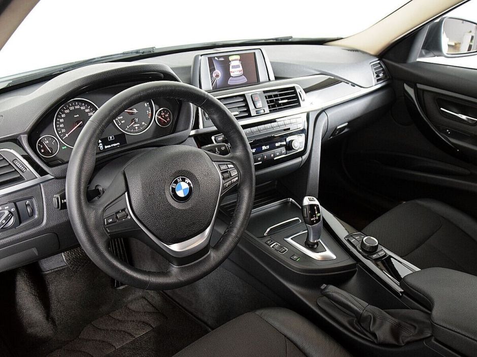 BMW 3 серии 1.5 АКПП, 2016, 88 000 км фото 4