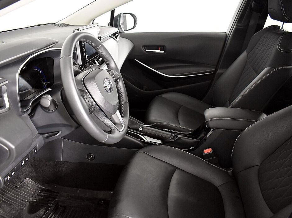 Toyota Corolla 1.6 CVT, 2019, 47 000 км фото 3