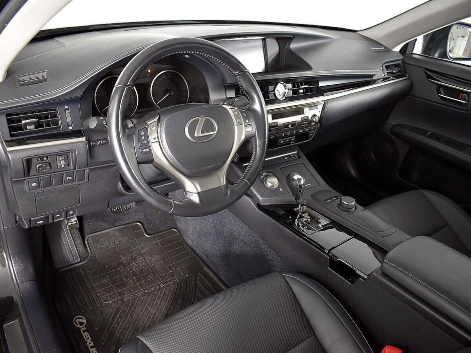 Lexus ES 2.5 АКПП, 2015, 97 000 км фото 4