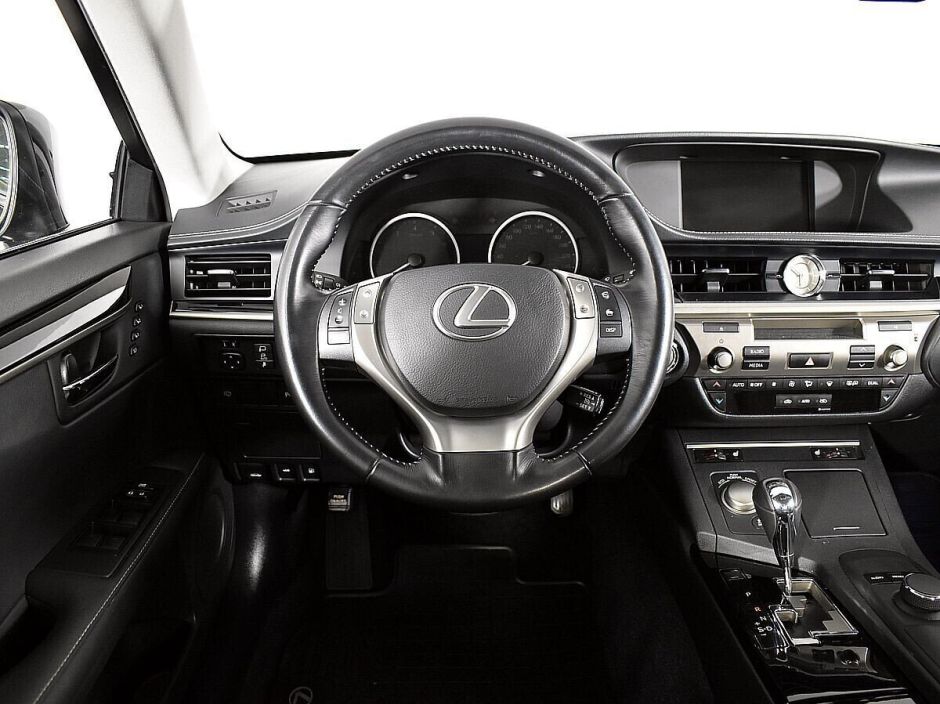 Lexus ES 2.5 АКПП, 2015, 97 000 км фото 6