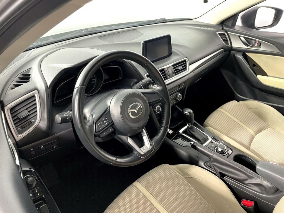 Mazda 3 1.5 АКПП, 2019, 47 000 км фото 5