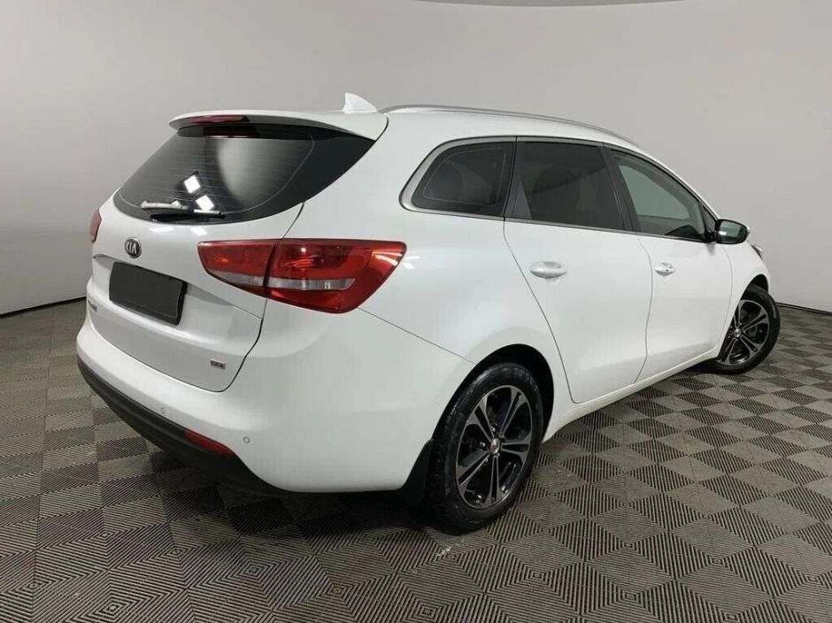 Kia Ceed 1.6 АКПП, 2018, 70 000 км фото 2