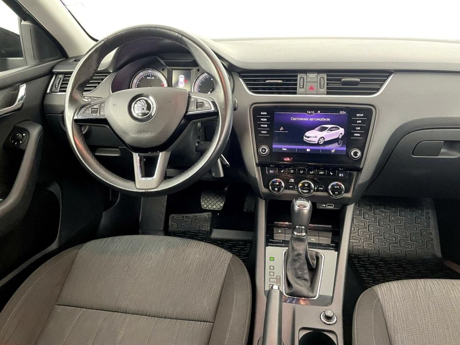 Skoda Octavia 1.8 РКПП, 2018, 74 000 км фото 5