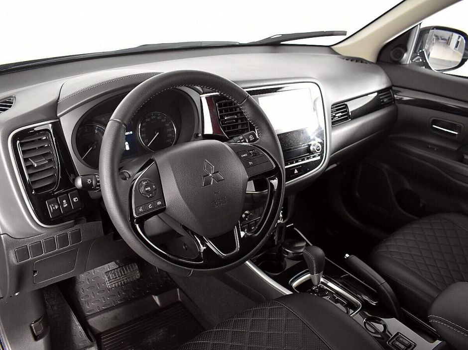 Mitsubishi Outlander 2.0 CVT, 2020, 35 000 км фото 4