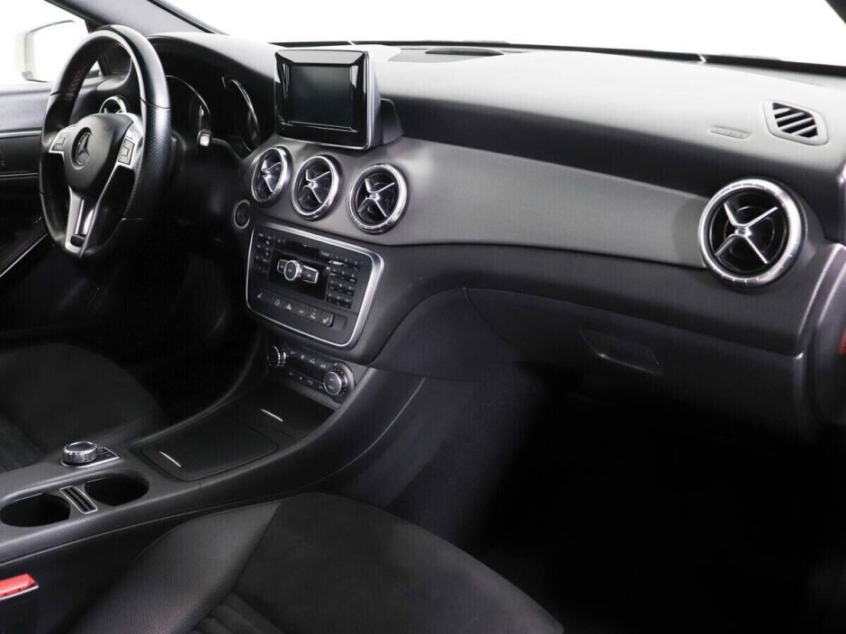 Mercedes-Benz CLA 1.6 РКПП, 2013, 122 000 км фото 8