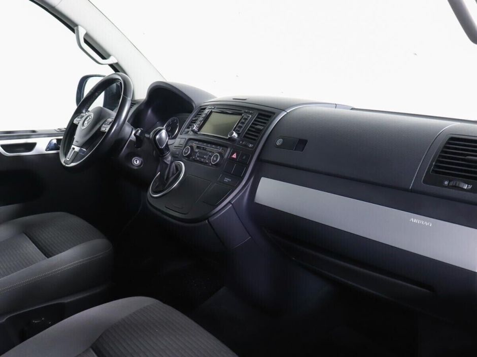 Volkswagen Multivan 2.0 РКПП, 2013, 123 000 км фото 9