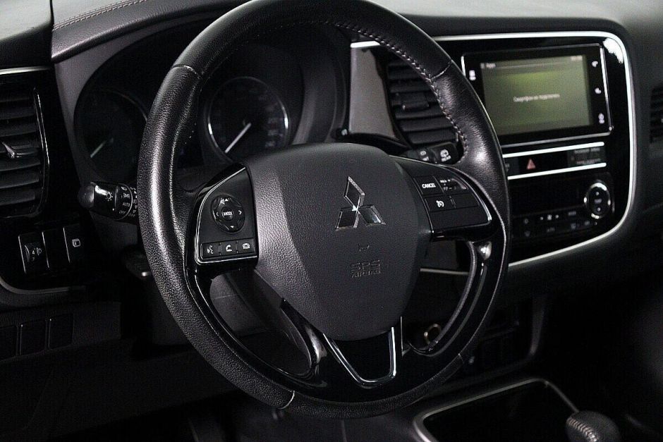 Mitsubishi Outlander 2.0 CVT, 2018, 74 000 км фото 5