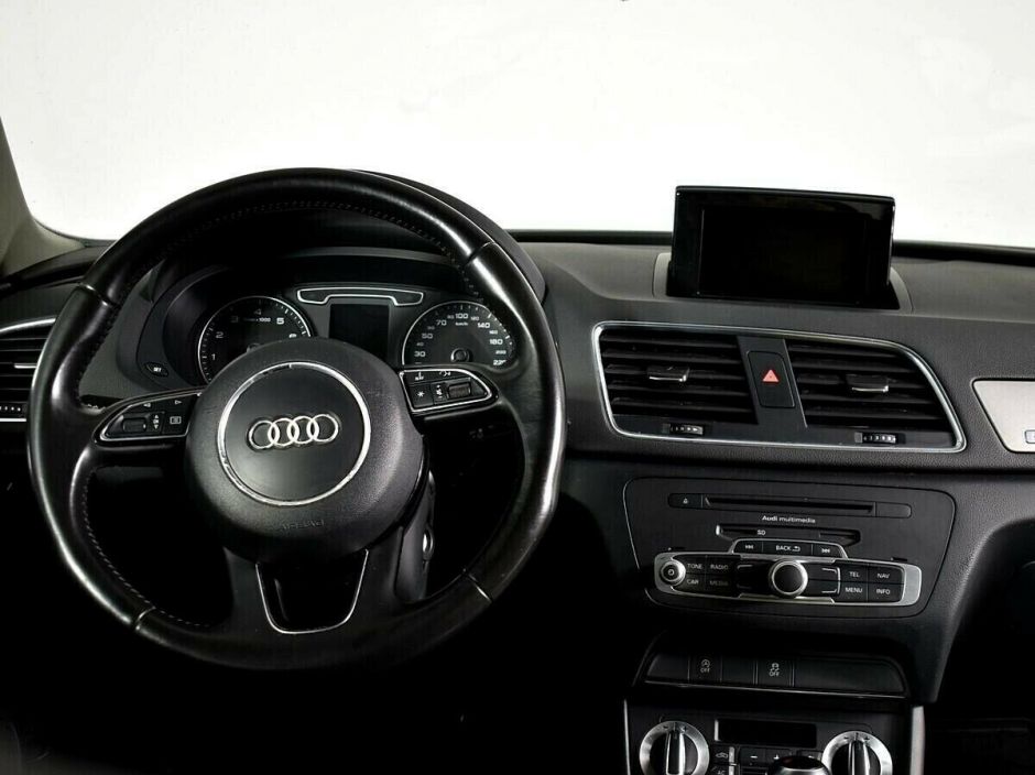 Audi Q3 2.0 РКПП, 2013, 122 000 км фото 11