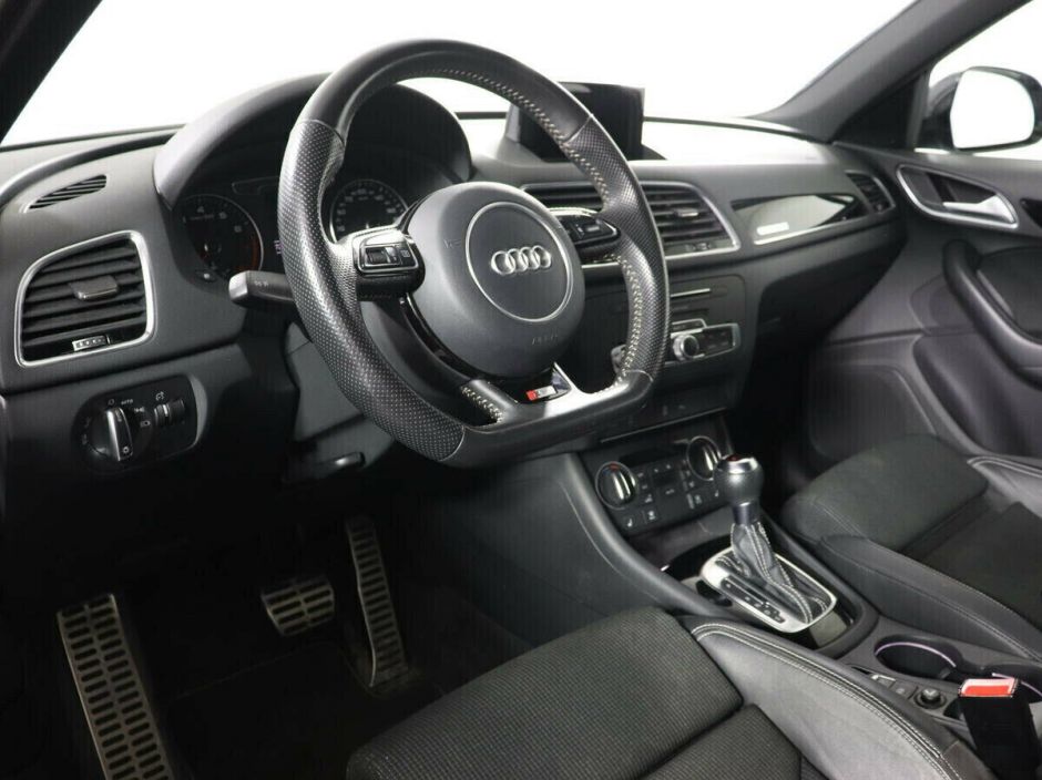 Audi Q3 2.0 РКПП, 2016, 98 000 км фото 10