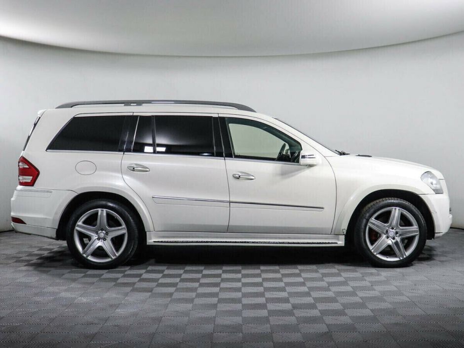 Mercedes-Benz GL-Класс 5.5 АКПП, 2011, 156 000 км фото 8