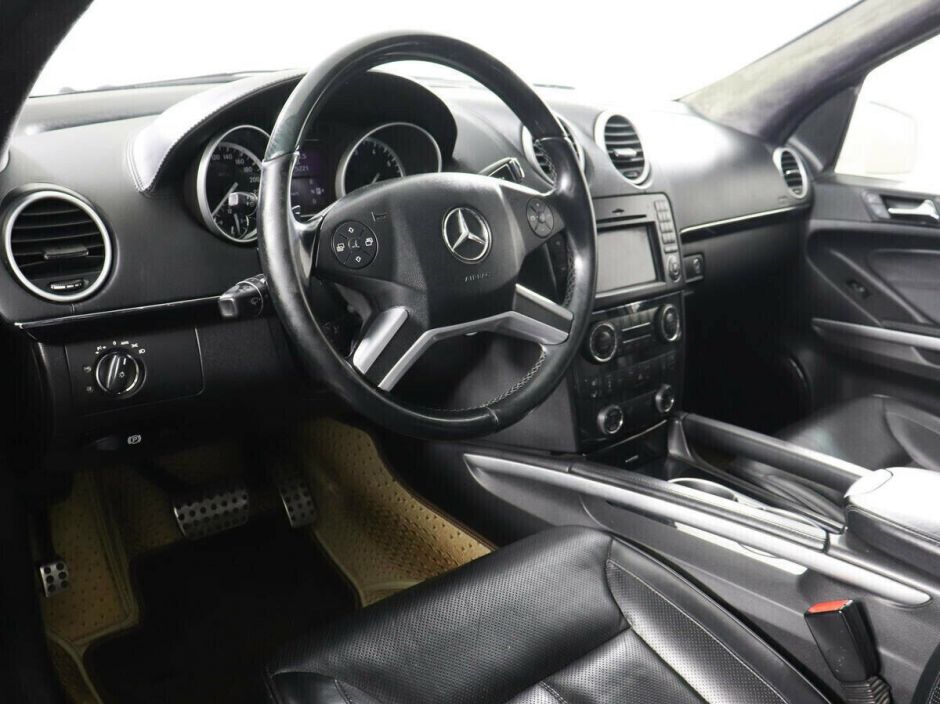 Mercedes-Benz GL-Класс 5.5 АКПП, 2011, 156 000 км фото 9