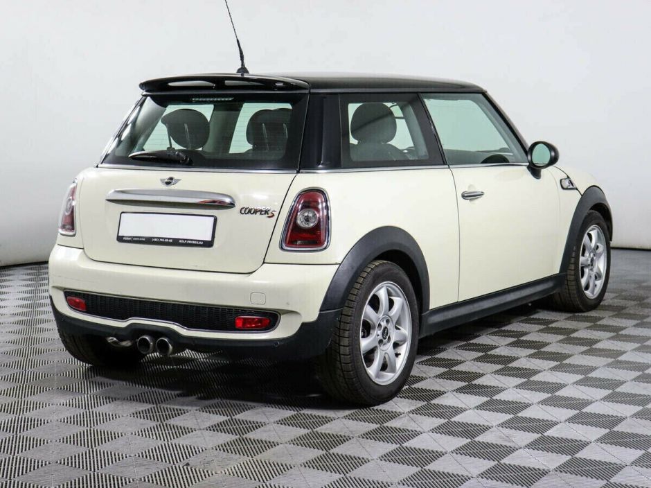 MINI Hatch 1.6 АКПП, 2010, 158 000 км фото 2