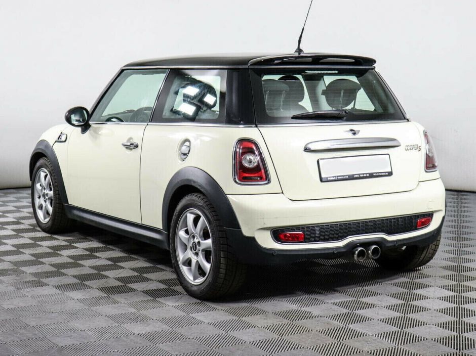 MINI Hatch 1.6 АКПП, 2010, 158 000 км фото 4