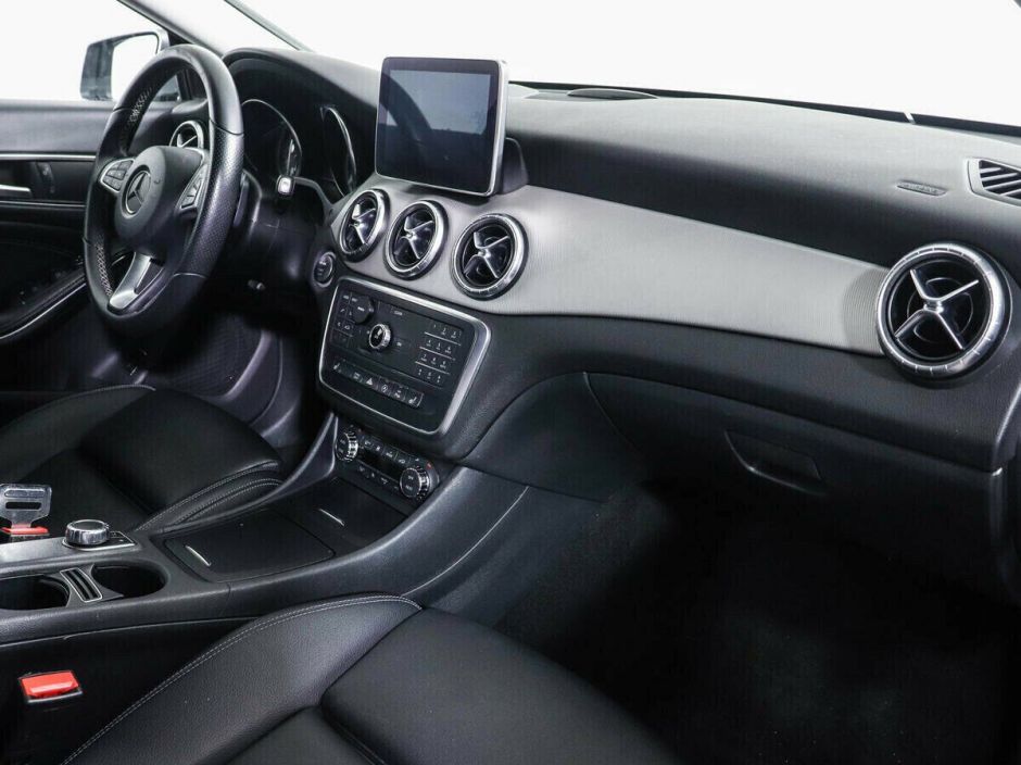 Mercedes-Benz CLA 2.0 РКПП, 2015, 100 000 км фото 14