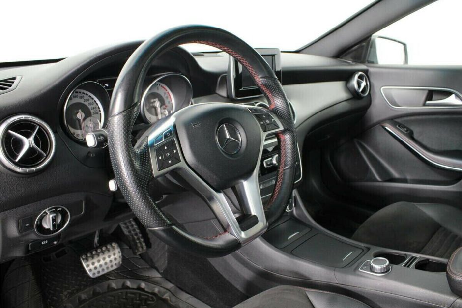 Mercedes-Benz CLA 2.0 РКПП, 2014, 116 000 км фото 8