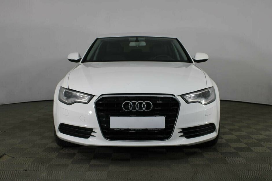 Audi A6 3.0 РКПП, 2012, 133 000 км фото 2