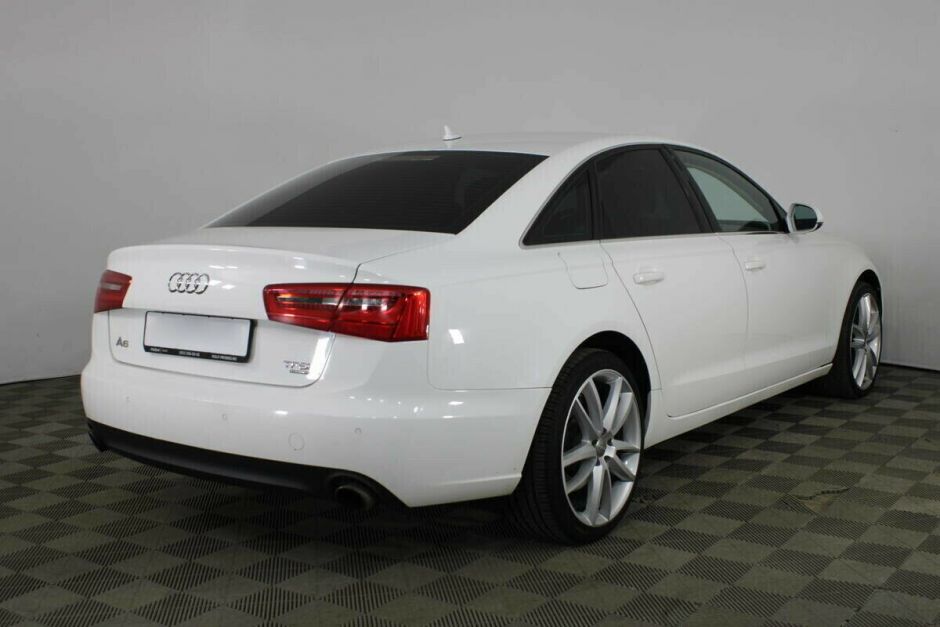 Audi A6 3.0 РКПП, 2012, 133 000 км фото 4