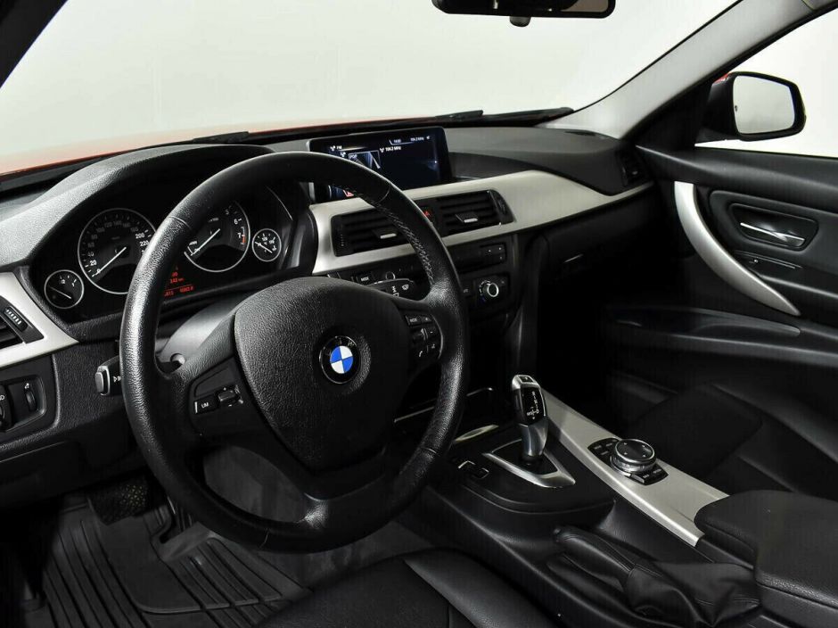 BMW 3 серии 1.6 АКПП, 2014, 116 000 км фото 10