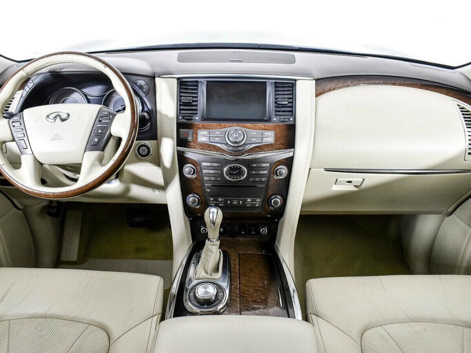 Infiniti QX56 5.6 АКПП, 2012, 146 000 км фото 7