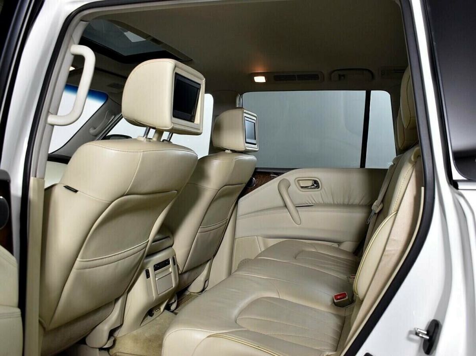 Infiniti QX56 5.6 АКПП, 2012, 135 000 км фото 13