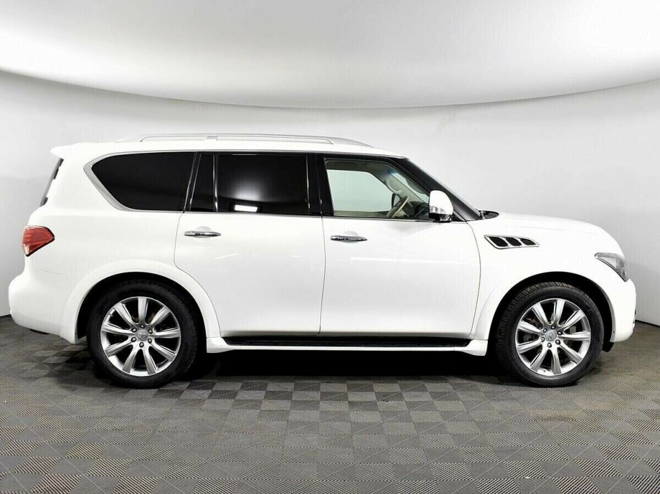 Infiniti QX56 5.6 АКПП, 2011, 154 000 км фото 8