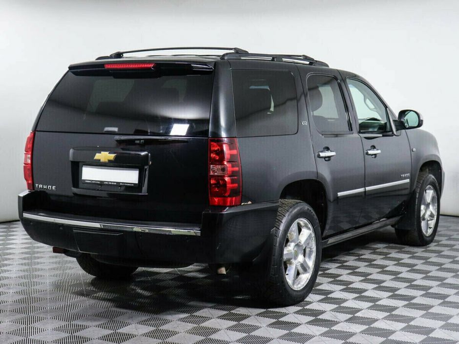 Chevrolet Tahoe 5.3 АКПП, 2012, 132 000 км фото 2