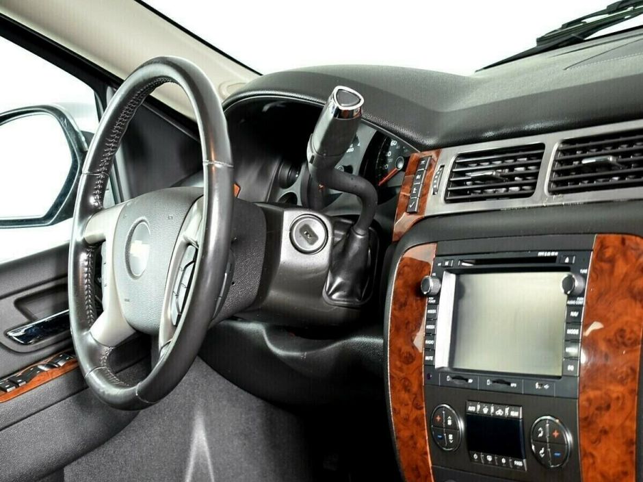 Chevrolet Tahoe 5.3 АКПП, 2013, 132 000 км фото 10