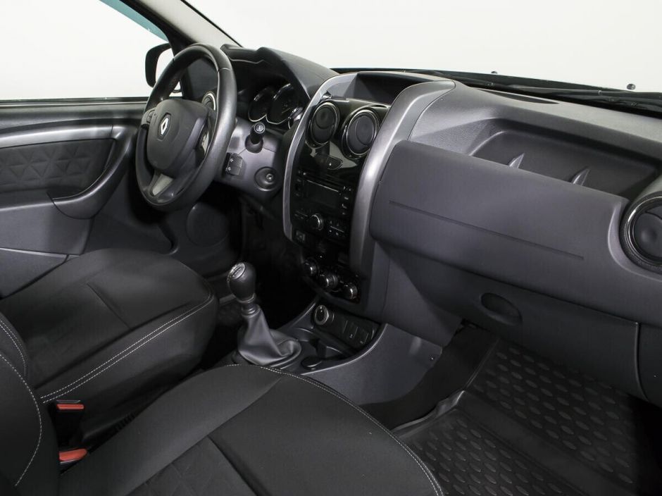 Renault Duster 1.6 МКПП, 2016, 89 000 км фото 9