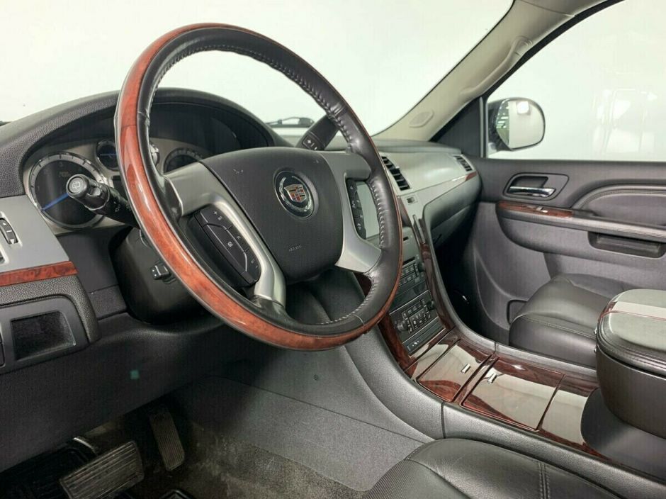 Cadillac Escalade 6.2 АКПП, 2011, 143 000 км фото 10