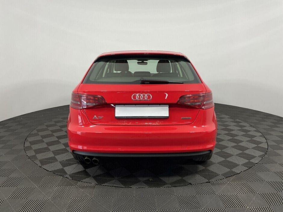 Audi A3 1.8 РКПП, 2015, 88 000 км фото 5