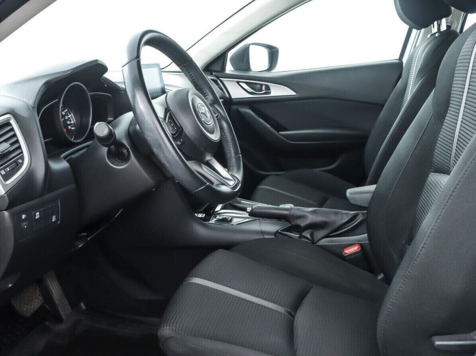 Mazda 3 1.5 АКПП, 2018, 69 000 км фото 7