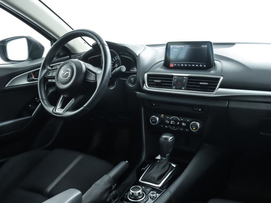 Mazda 3 1.5 АКПП, 2018, 69 000 км фото 11