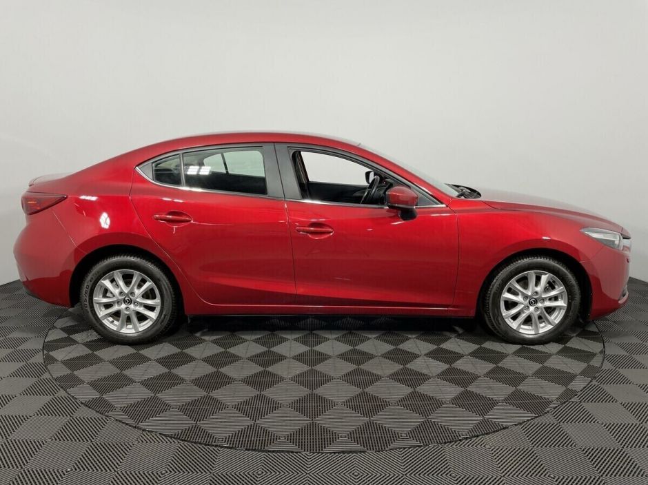 Mazda 3 1.5 АКПП, 2018, 63 000 км фото 9