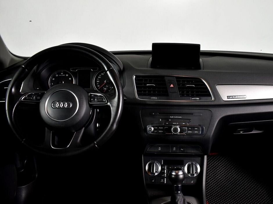 Audi Q3 2.0 РКПП, 2013, 133 000 км фото 10