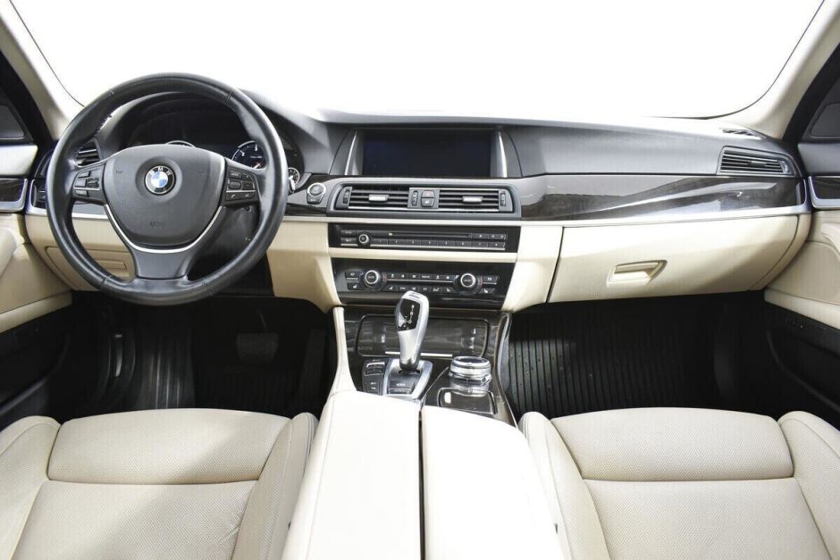 BMW 5 серии 3.0 АКПП, 2015, 95 000 км фото 11