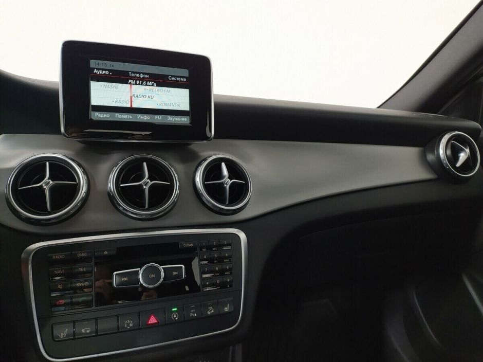 Mercedes-Benz GLA 2.0 РКПП, 2015, 100 000 км фото 8