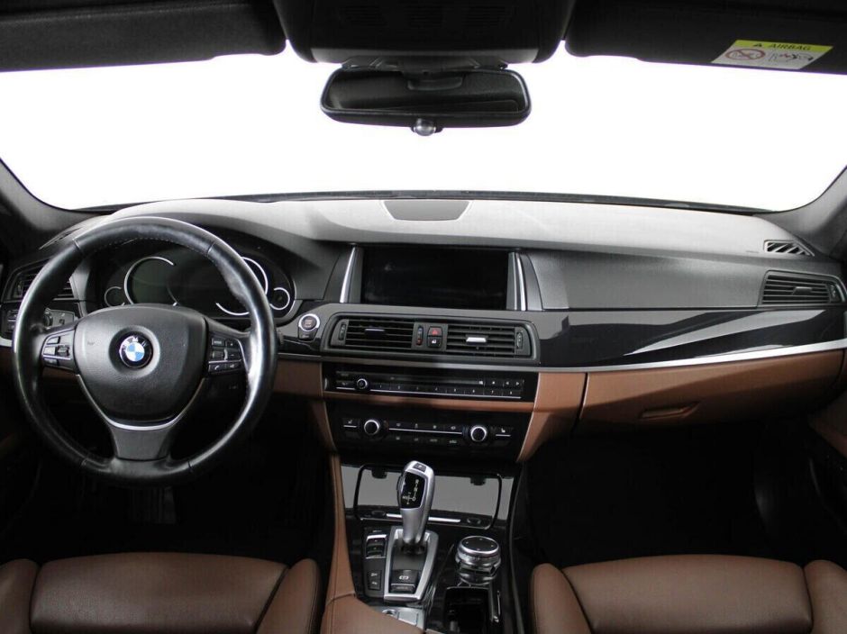 BMW 5 серии 2.0 АКПП, 2016, 93 000 км фото 9