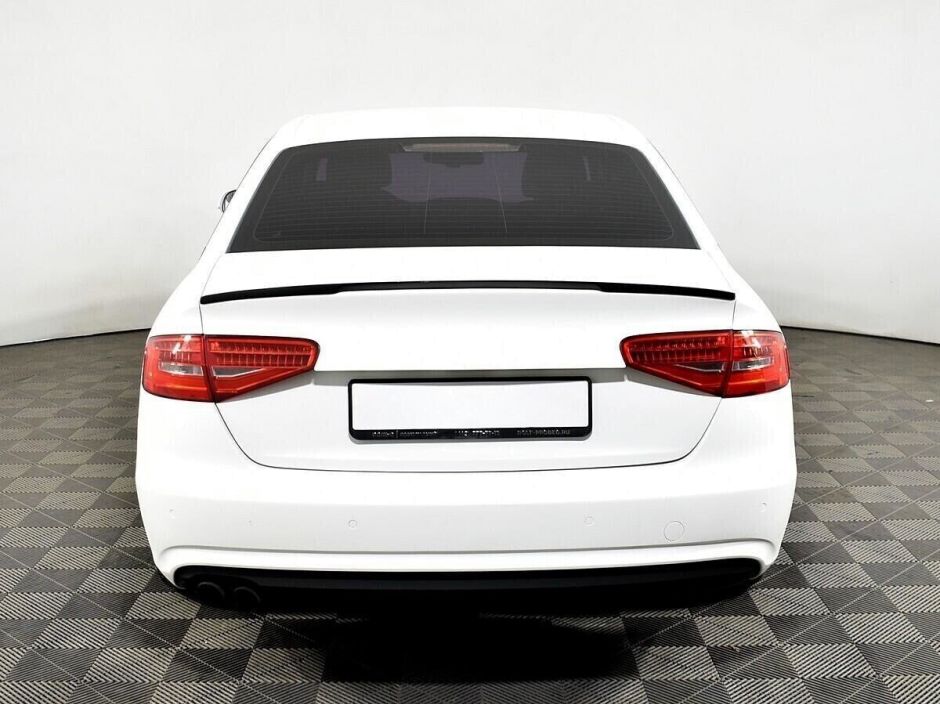Audi A4 2.0 РКПП, 2012, 143 000 км фото 7