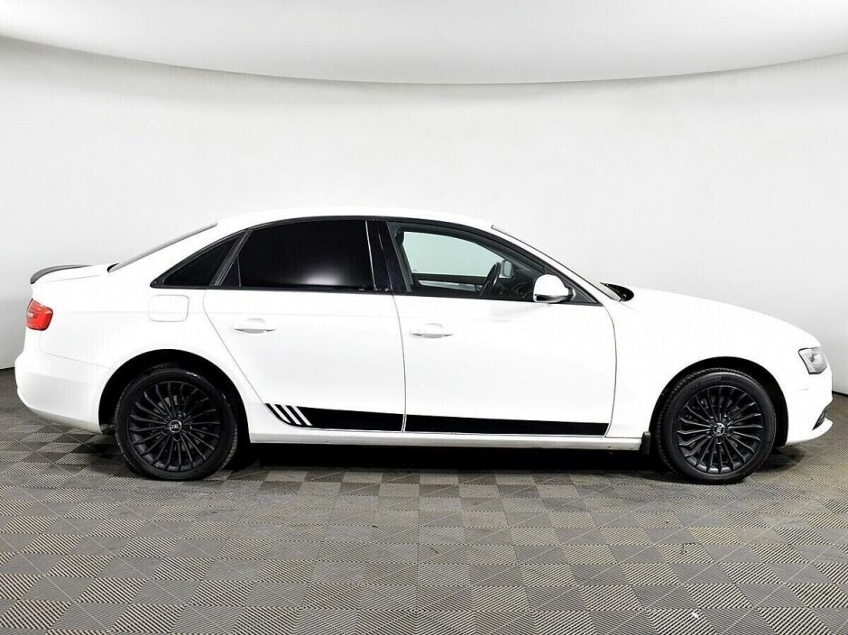 Audi A4 2.0 РКПП, 2012, 143 000 км фото 9