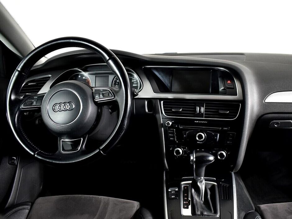 Audi A4 2.0 РКПП, 2012, 143 000 км фото 10