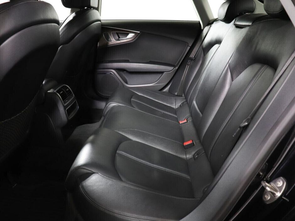 Audi A7 3.0 РКПП, 2011, 146 000 км фото 15