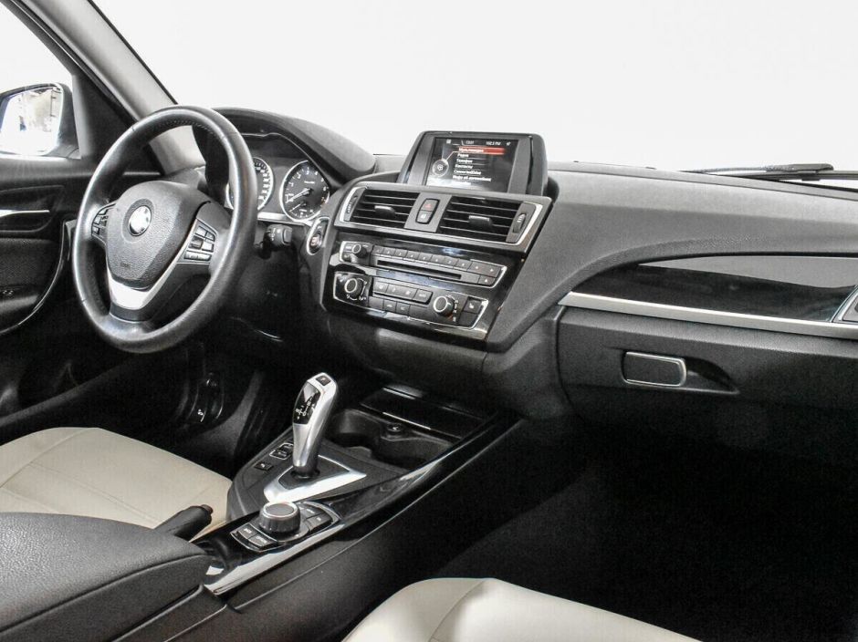 BMW 1 серии 1.6 АКПП, 2016, 91 000 км фото 9