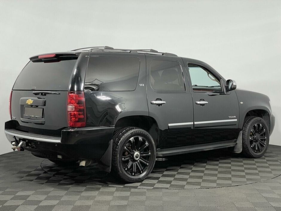 Chevrolet Tahoe 5.3 АКПП, 2012, 133 000 км фото 2