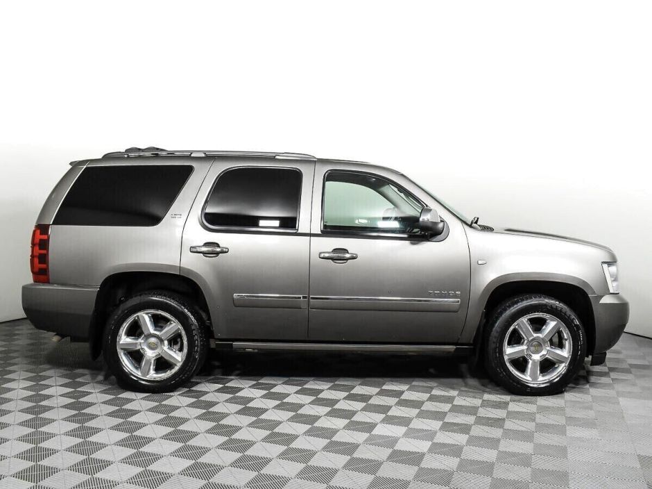 Chevrolet Tahoe 5.3 АКПП, 2012, 133 000 км фото 9