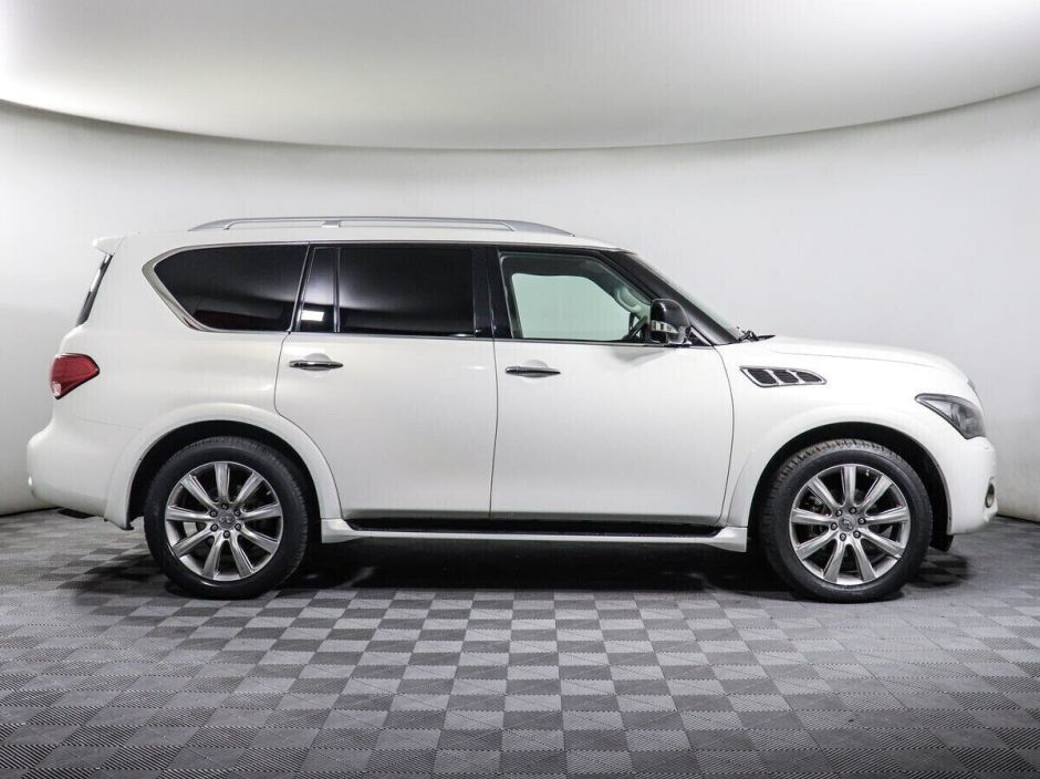 Infiniti QX56 5.6 АКПП, 2013, 124 000 км фото 9
